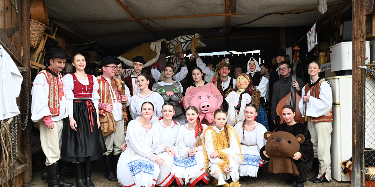 Fašiangy na Slovensku: Obdobie radosti, masiek a bujarých osláv