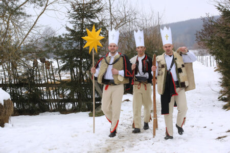 Traja králi: Sviatok svetla a hlbokých tradícií na Slovensku